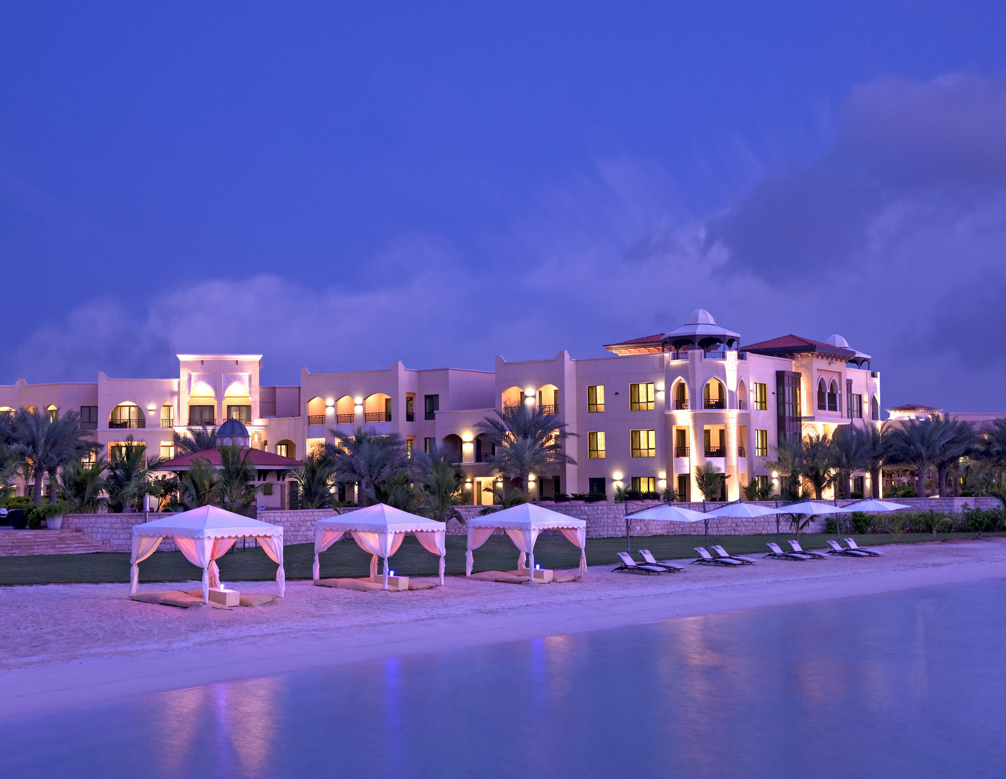 Aparthotel Shangri-la Qaryat Al Beri