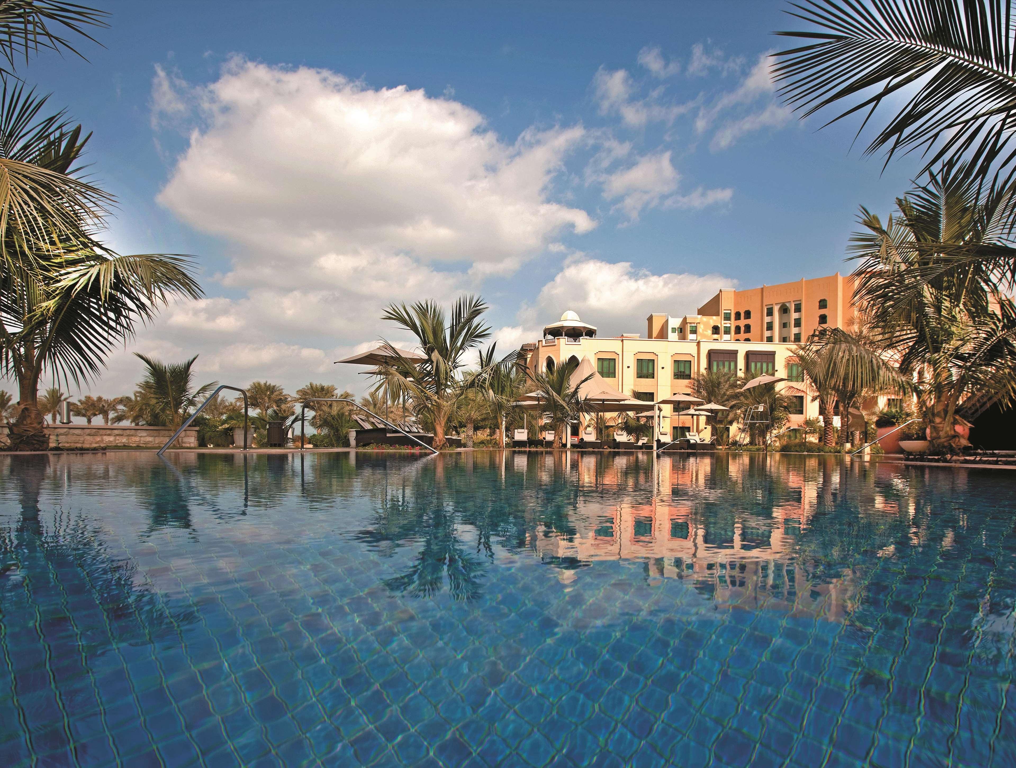 Shangri-la Qaryat Al Beri