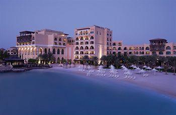 Shangri-la Qaryat Al Beri Aparthotel