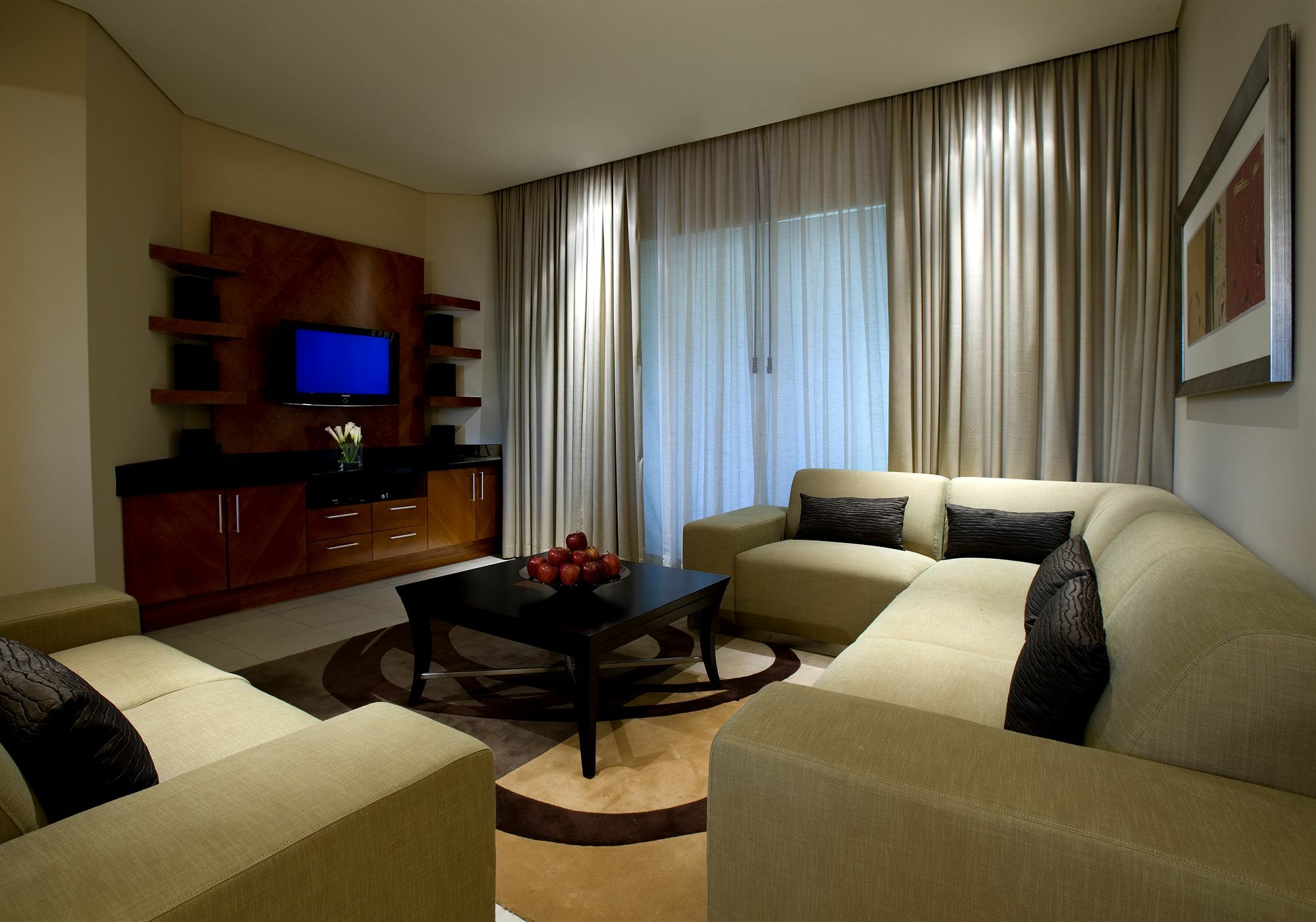 Shangri-la Qaryat Al Beri 5* Abu Dhabi